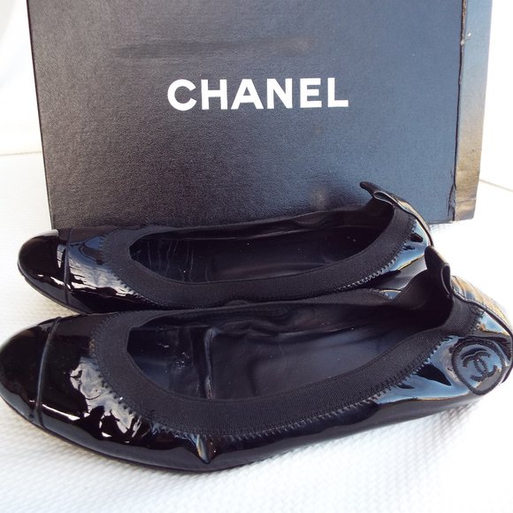 Chanel " Spirit" Patent On Patent Cap-Toe Flats - Picture 2 of 8